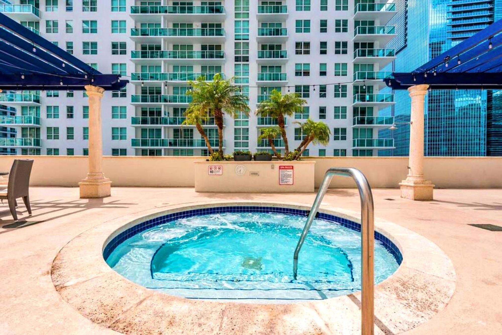 Apartment Luxurious 3br With Pool In Brickell