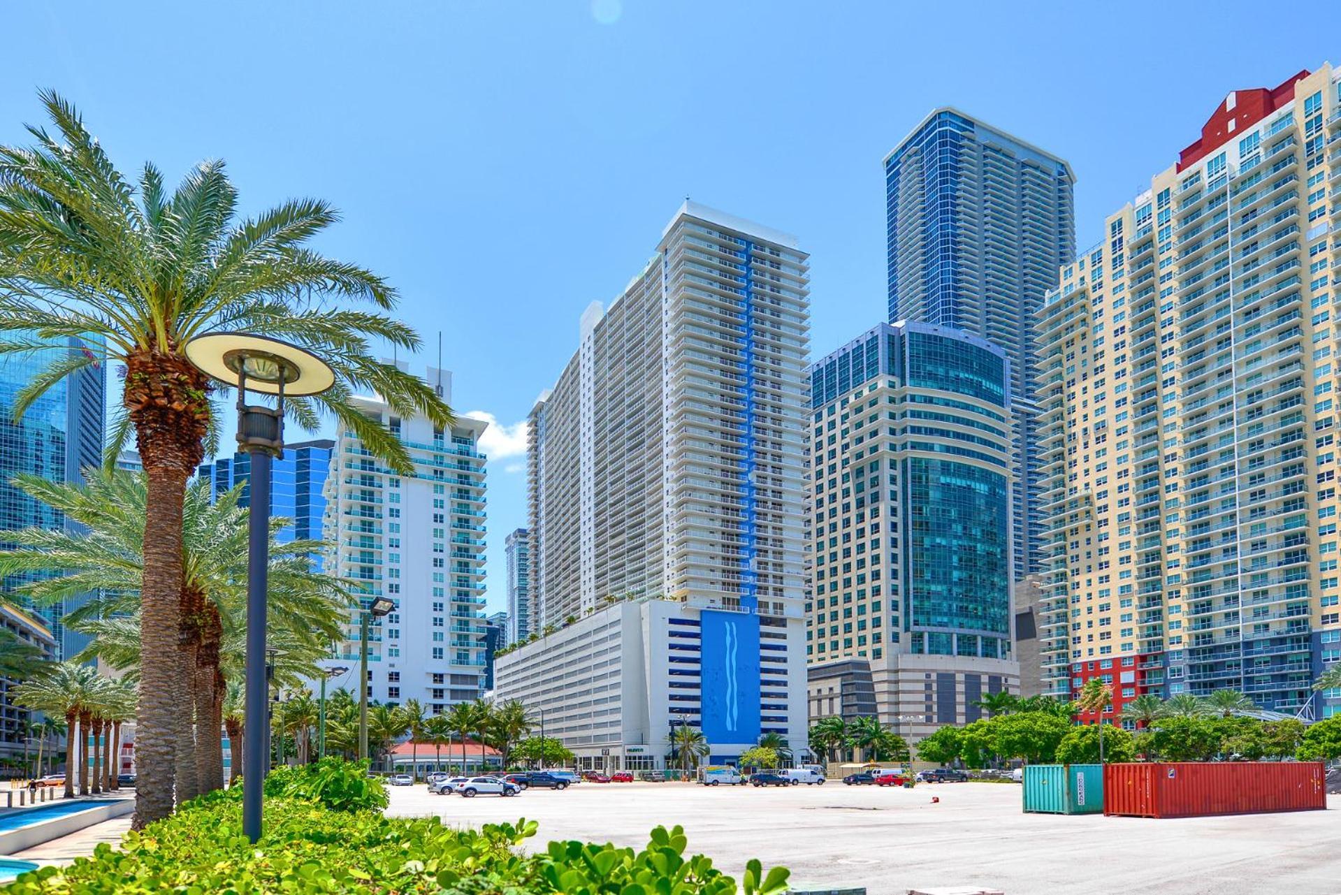 Apartment Luxurious 3br With Pool In Brickell *