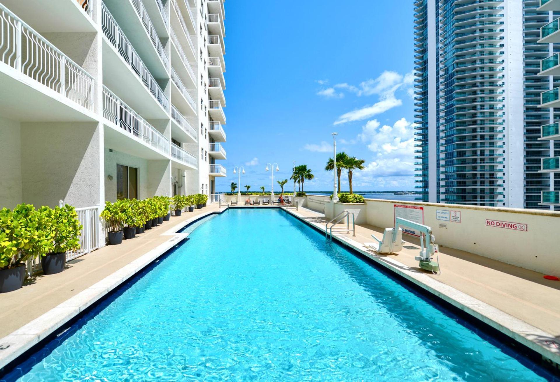 Apartment Luxurious 3br With Pool In Brickell Miami