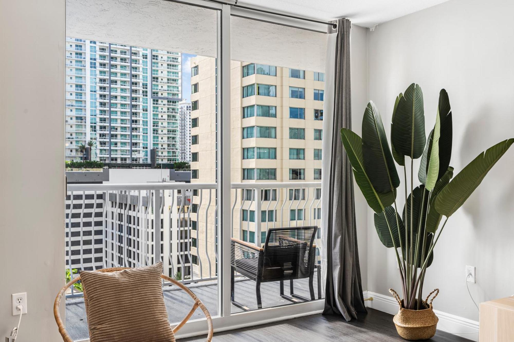 Apartment Luxurious 3br With Pool In Brickell Miami