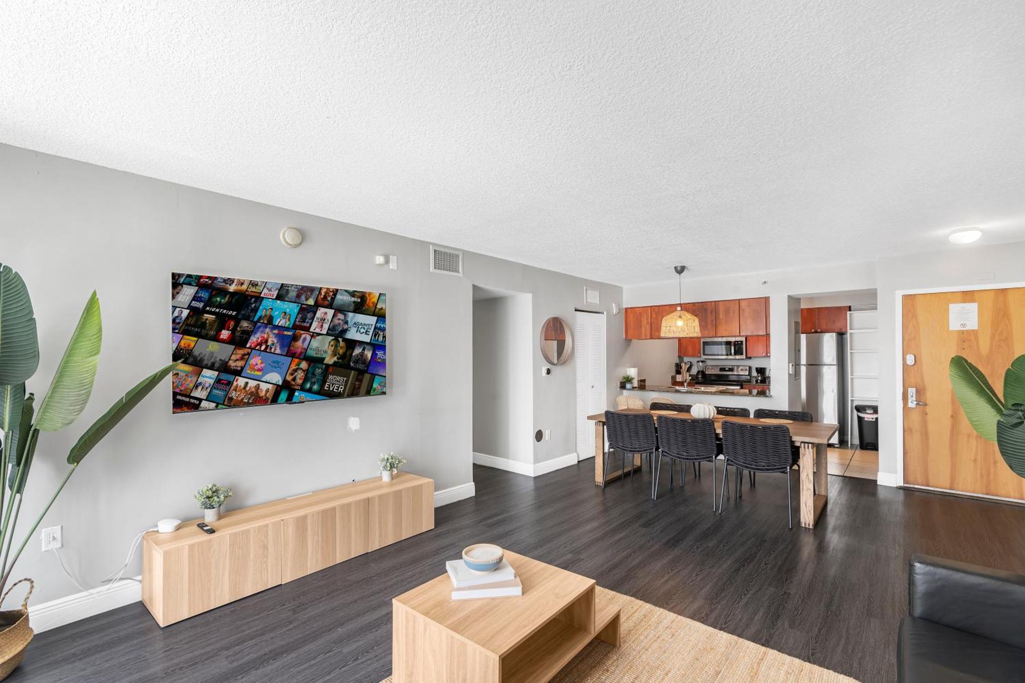Luxurious 3br With Pool In Brickell Apartment Miami