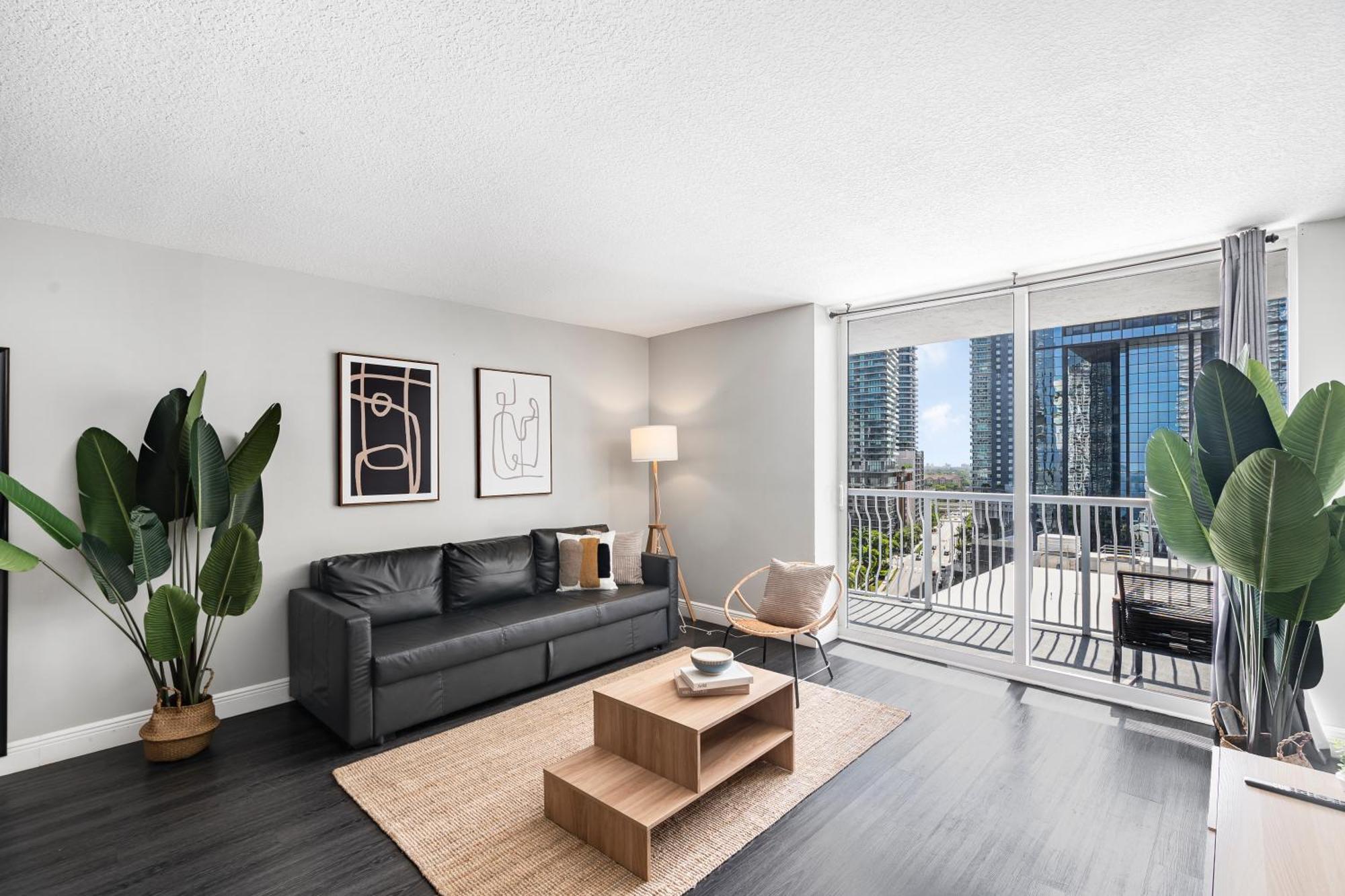 Luxurious 3br With Pool In Brickell Apartment Miami